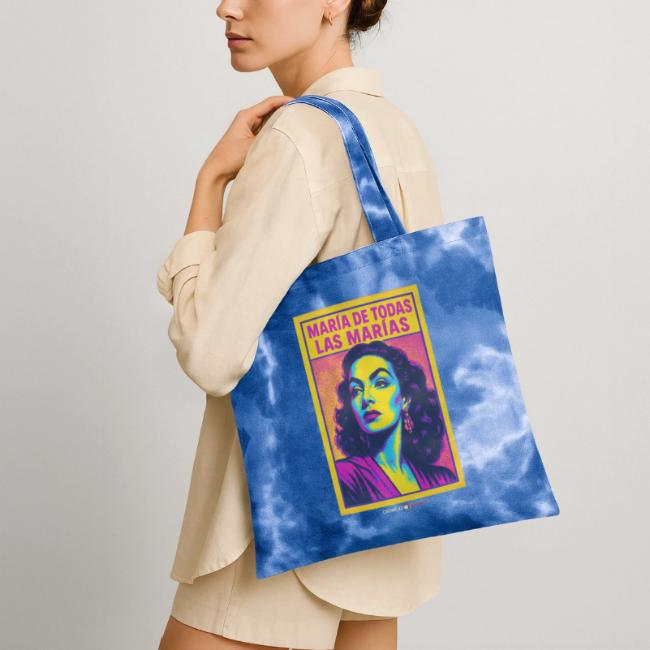 poster-retro-pop-art-de-la-dona-con-la-frase-maria-de-todas-las-marias-un-homenaje-vibrante-a-la-diva-inmortal-del-cine-de-oro-mexicano